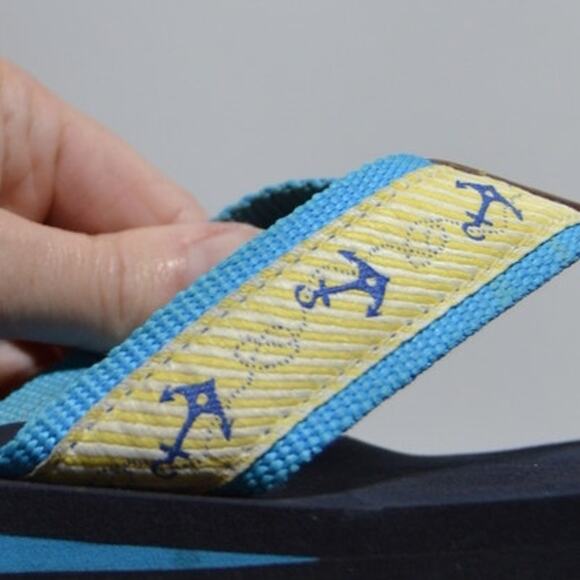 L.L. Bean Woman's Blue & Yellow Anchor Flip Flops Size 8 - Picture 8 of 8